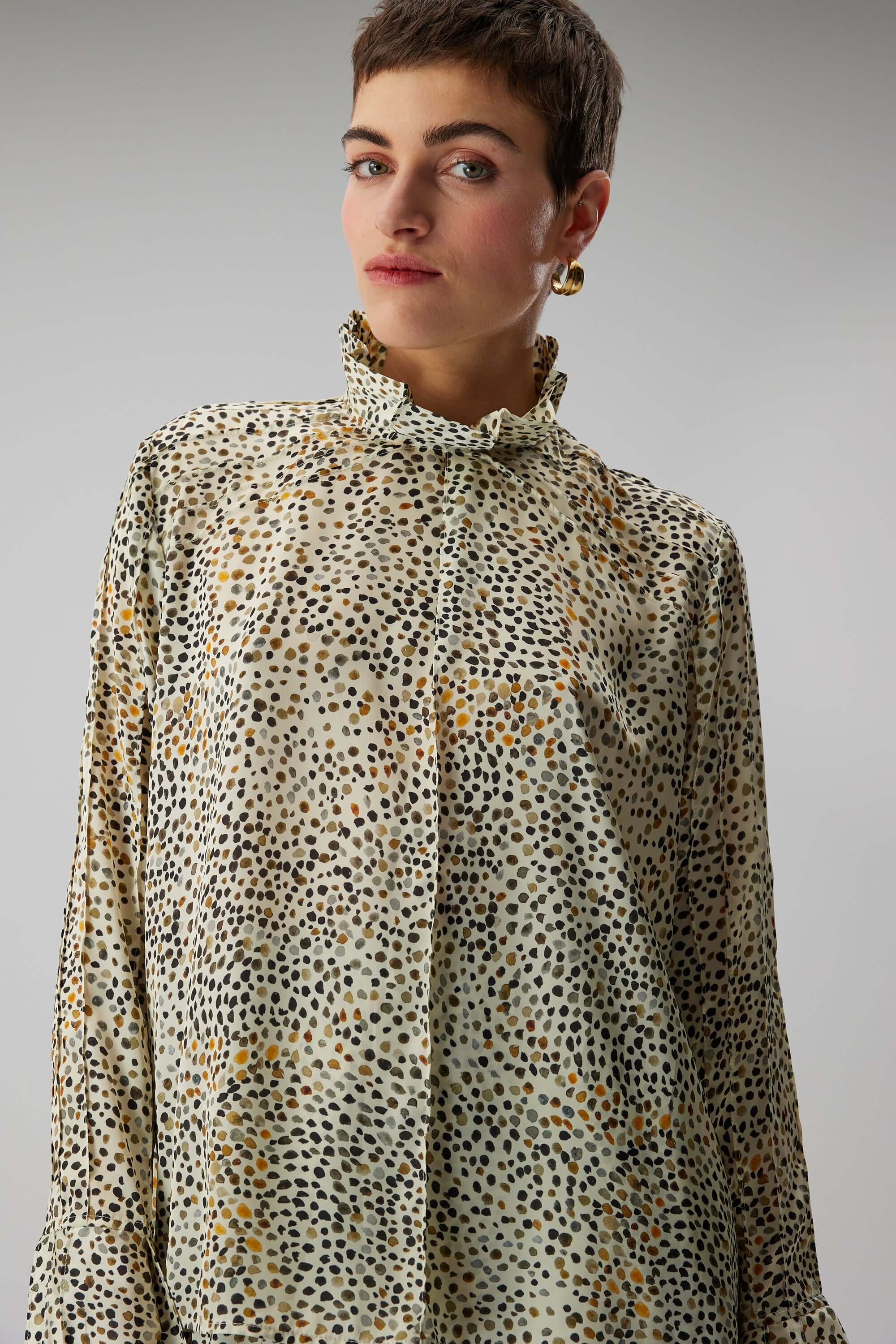 Muse shirt in white Panther print