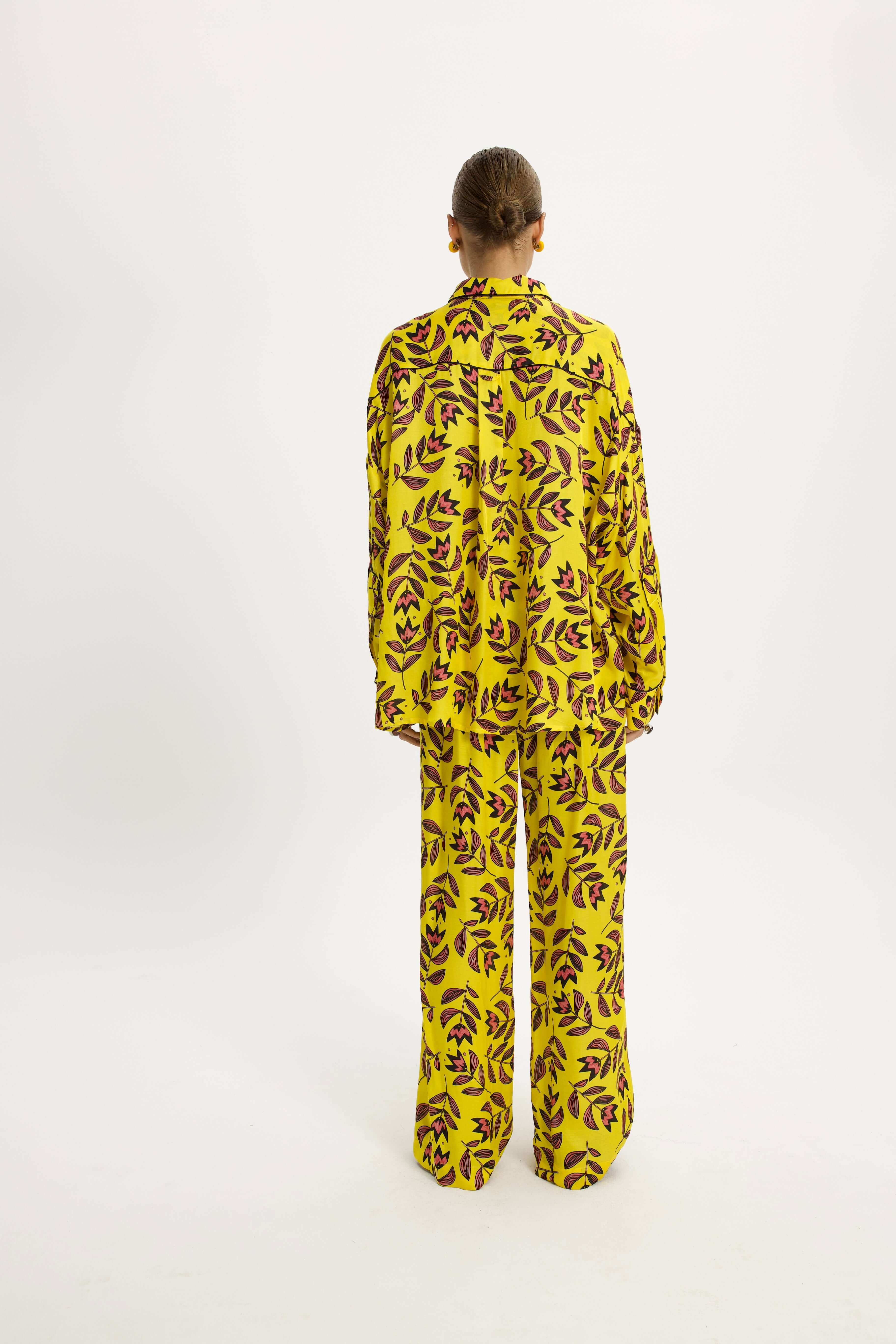 Astree Shirt in Moderns Flowers Print