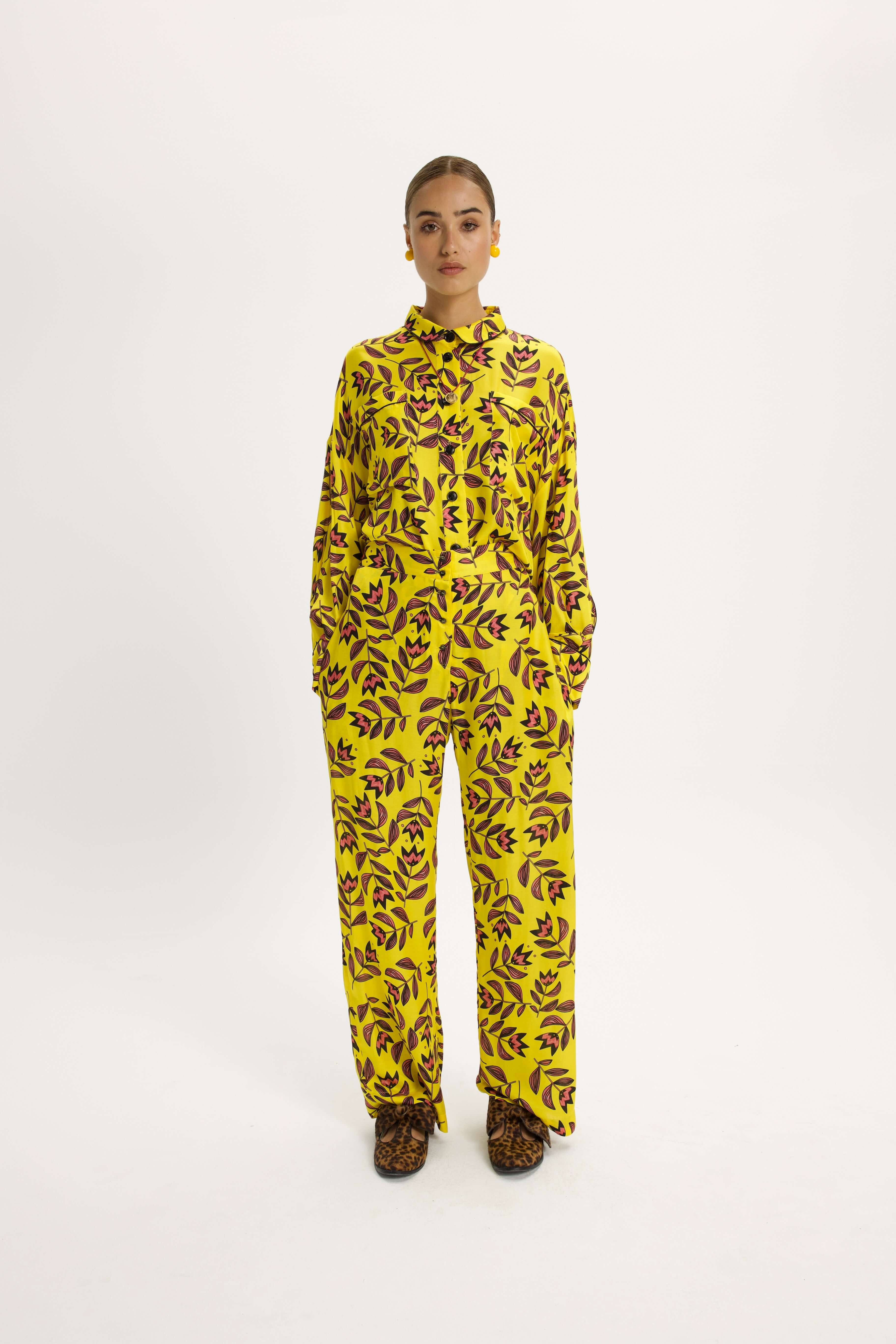 Spartacus Pants in Moderns Flowers Print