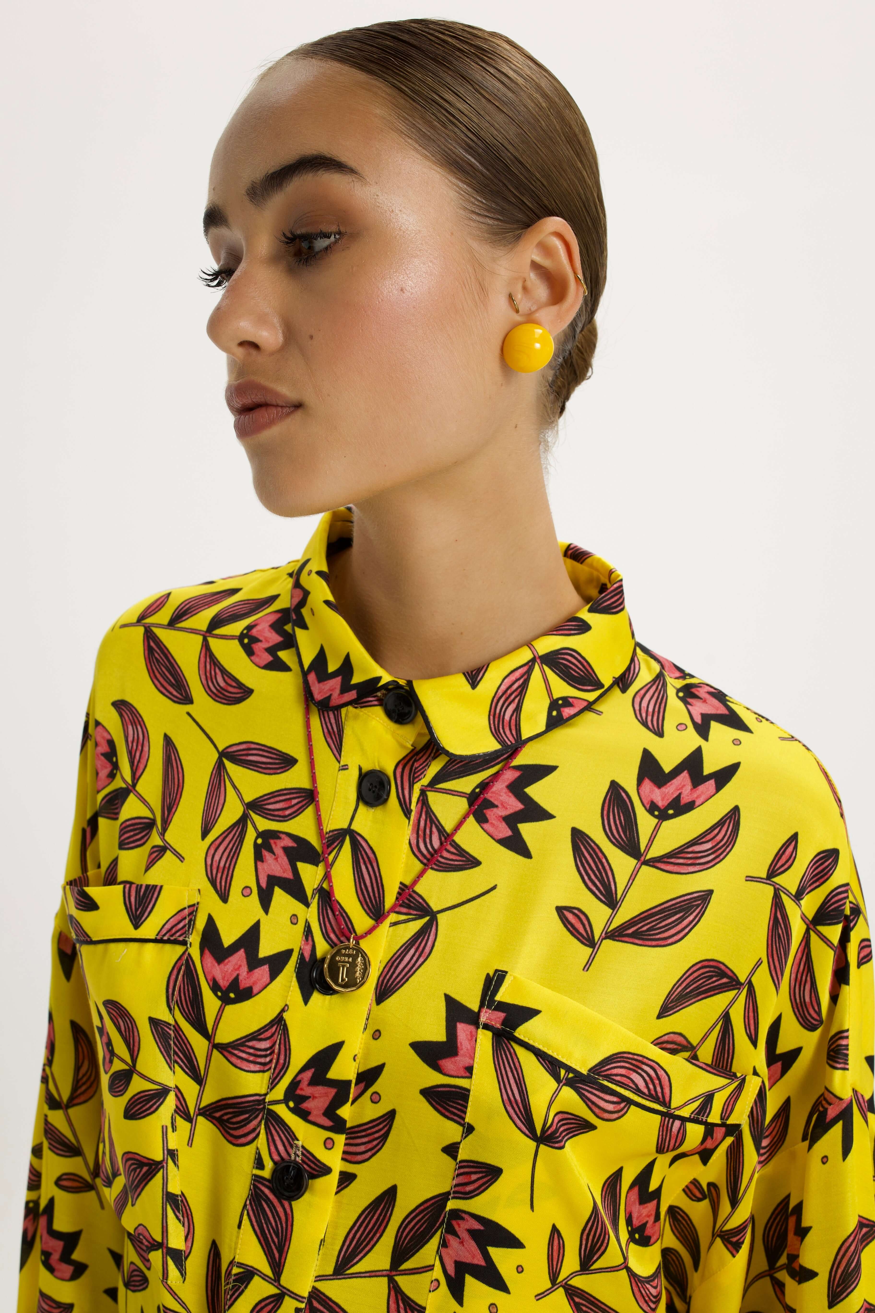 Astree Shirt in Moderns Flowers Print
