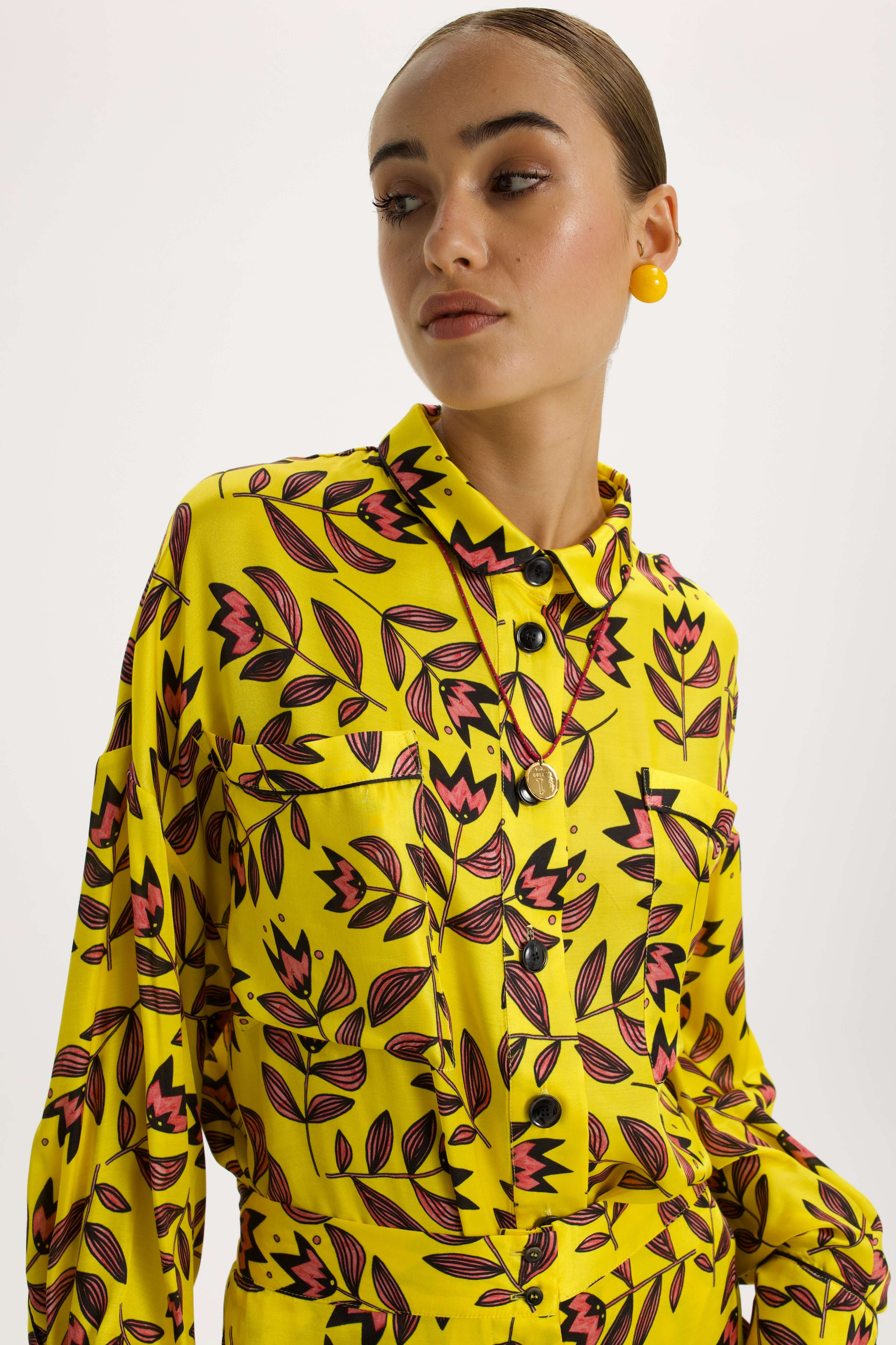 Astree Shirt in Moderns Flowers Print