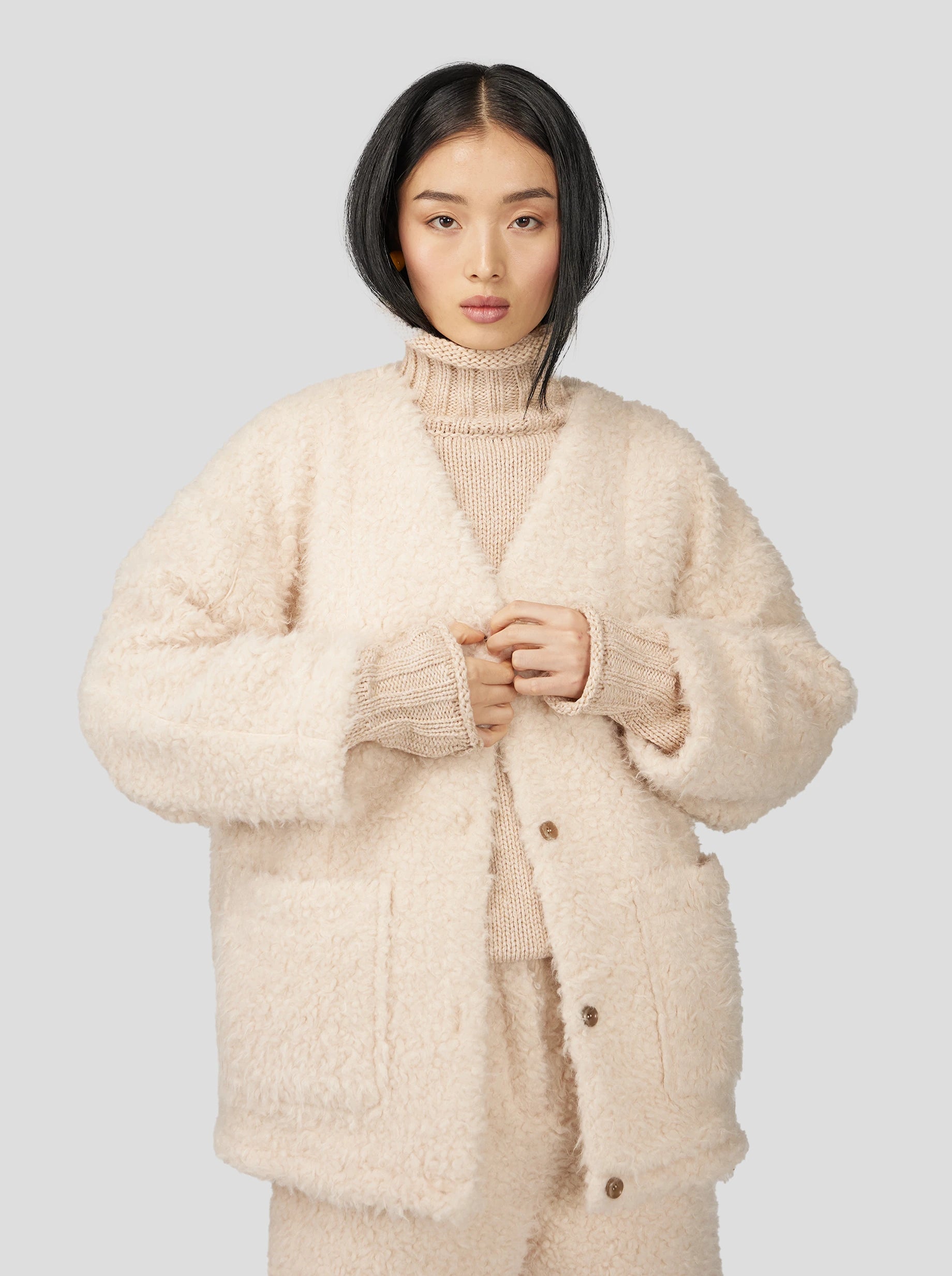 Bambi cardigan in Lama Curly Fleece