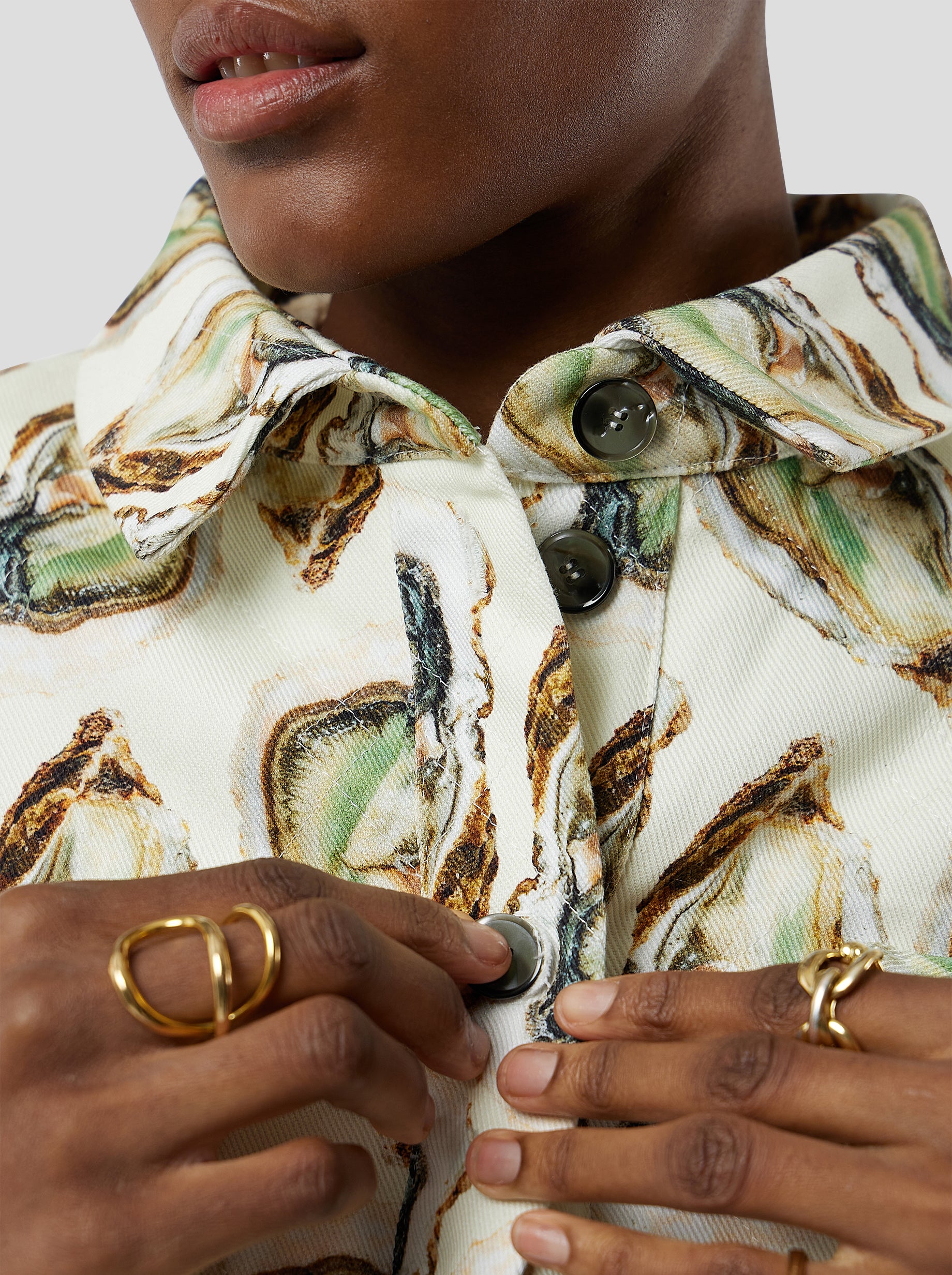 Astrée shirt in Oyster print on Denim