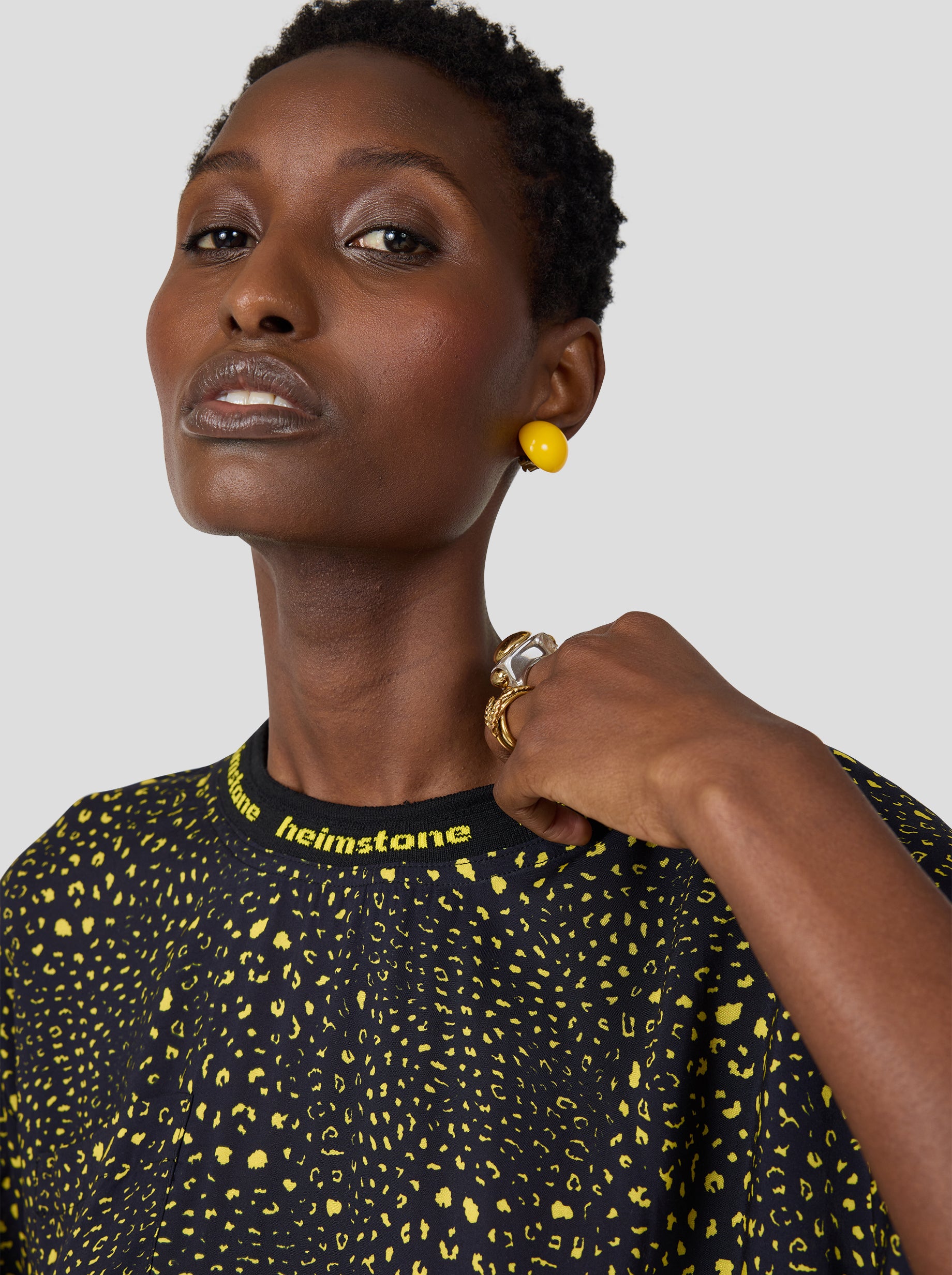 Dede T-shirt in Black Leopard