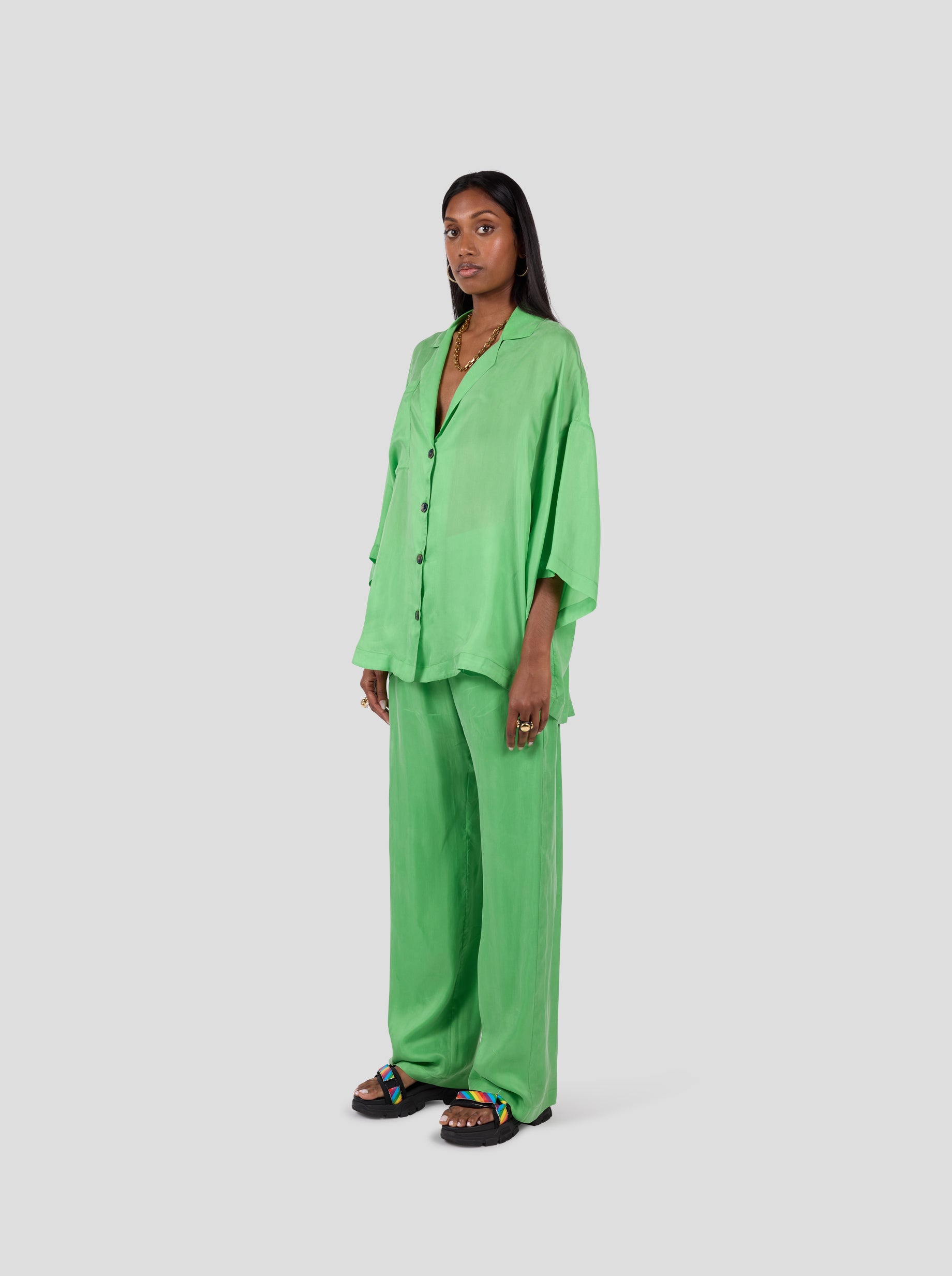 Eilish Shirt in Green Kelly Cupro