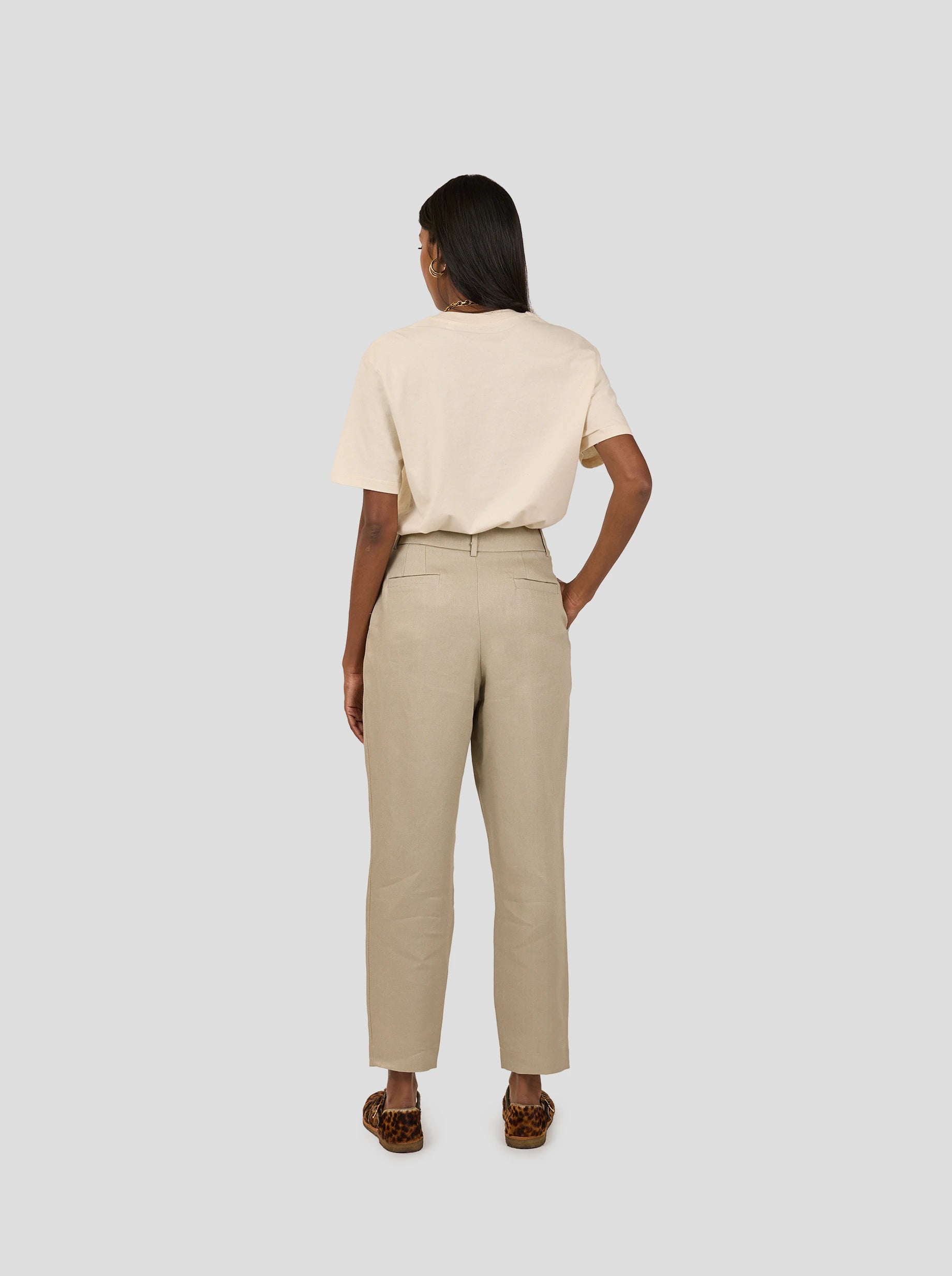 Gabriel Pants in Sand Linen