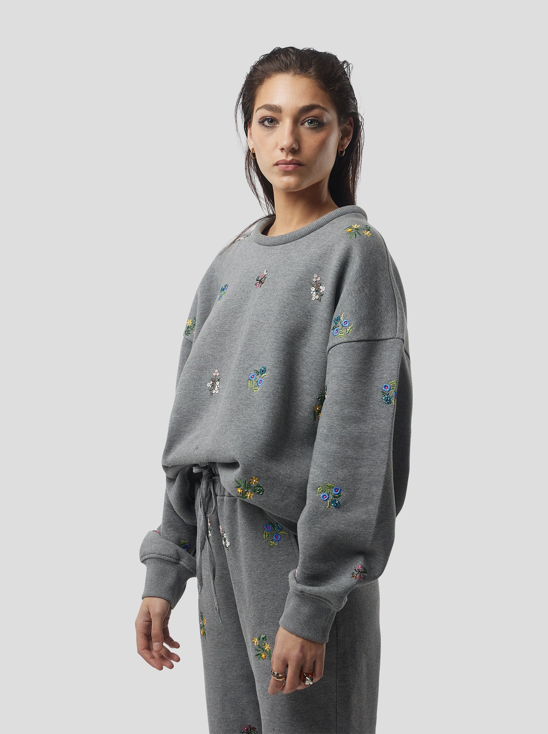 Harlem jumper in grey beaded embroidered fleece