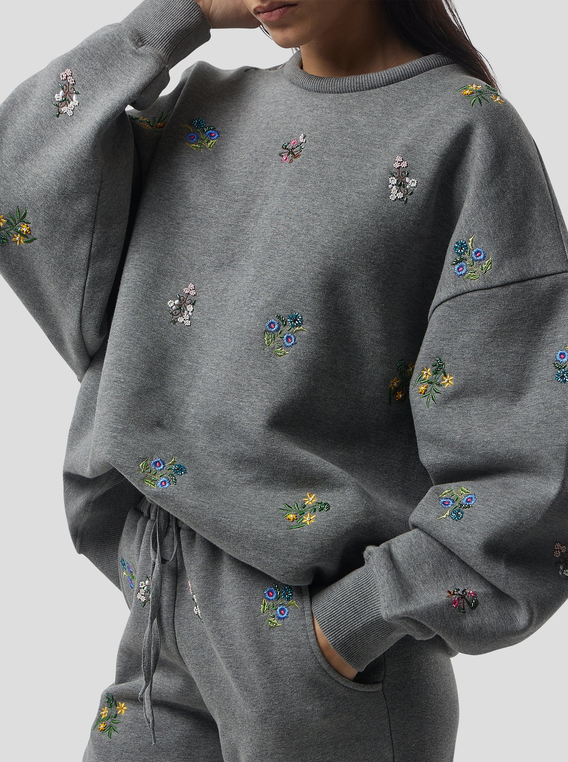 Harlem jumper in grey beaded embroidered fleece