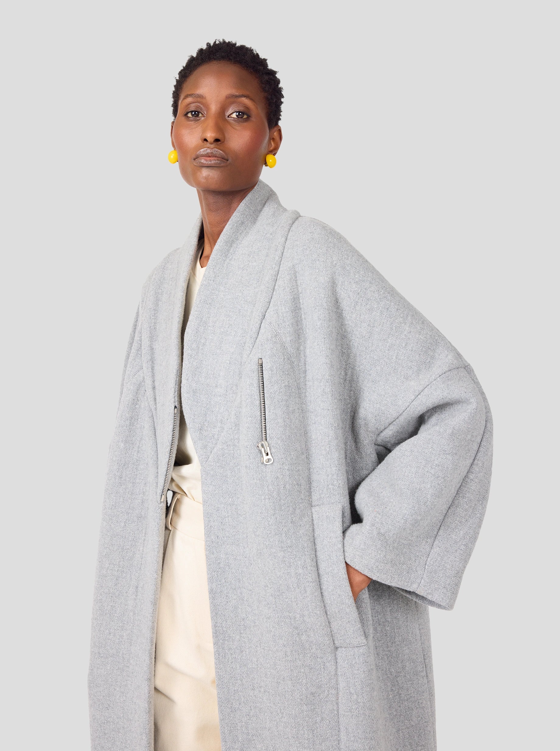 Eren Coat in Lead Woolen Cashmere