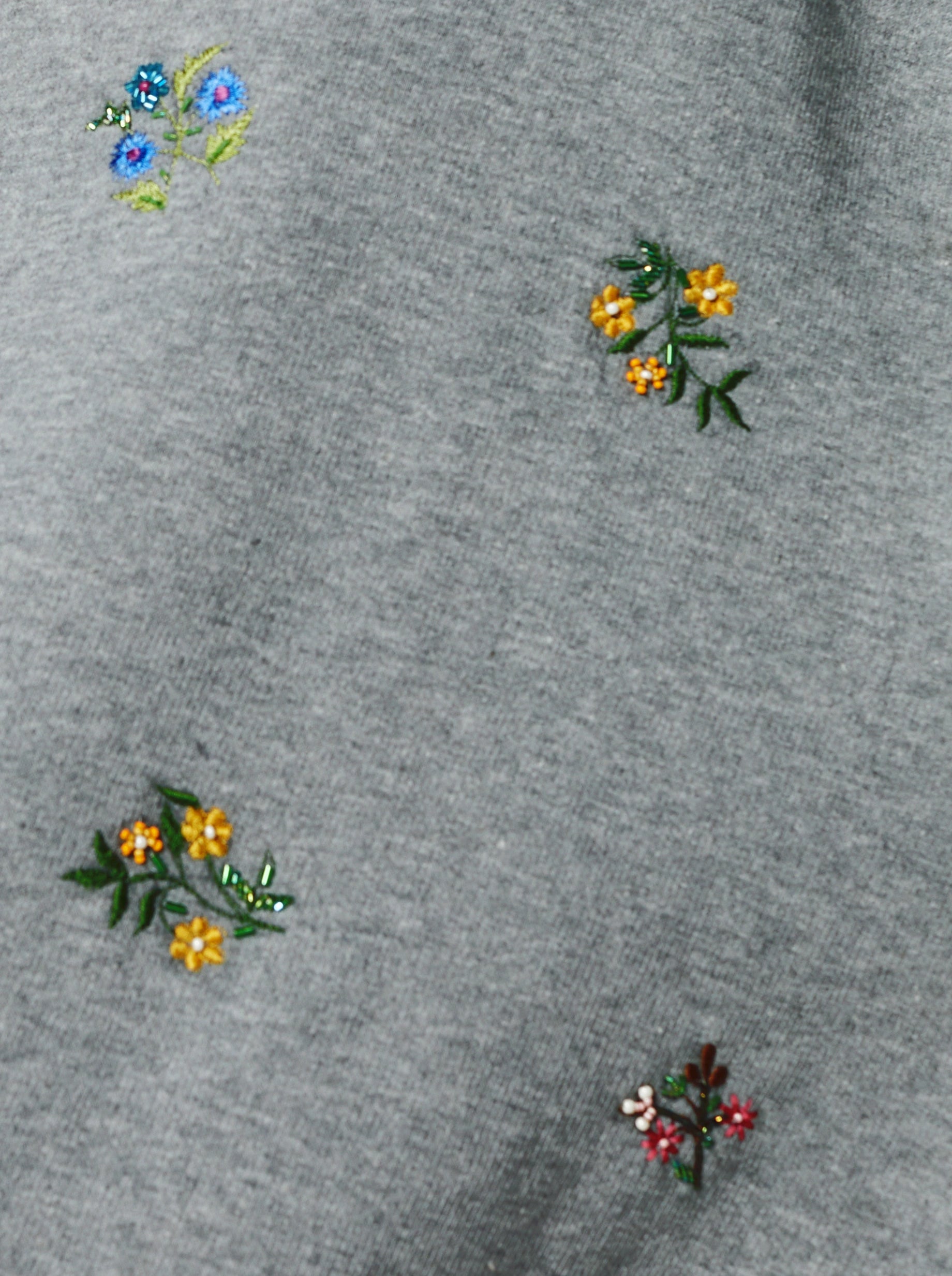 Kiara pants in grey beaded embroideried fleece