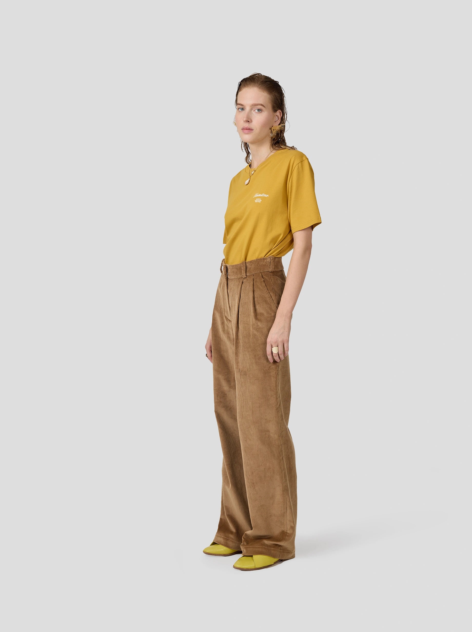 Moor Pants in Shiny Caramel Corduroy