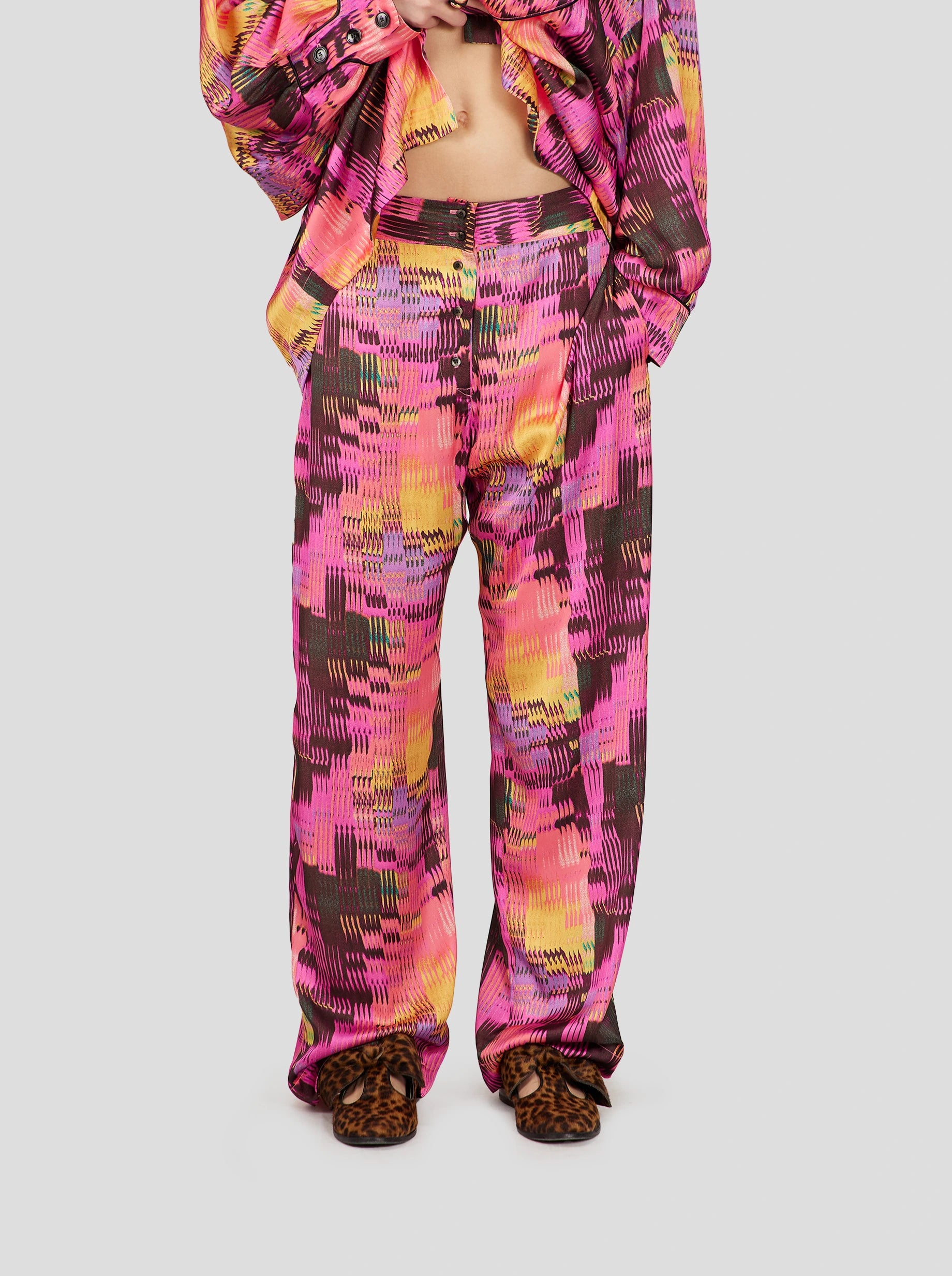 SPARTACUS PANTS IN WINDOWS PRINT