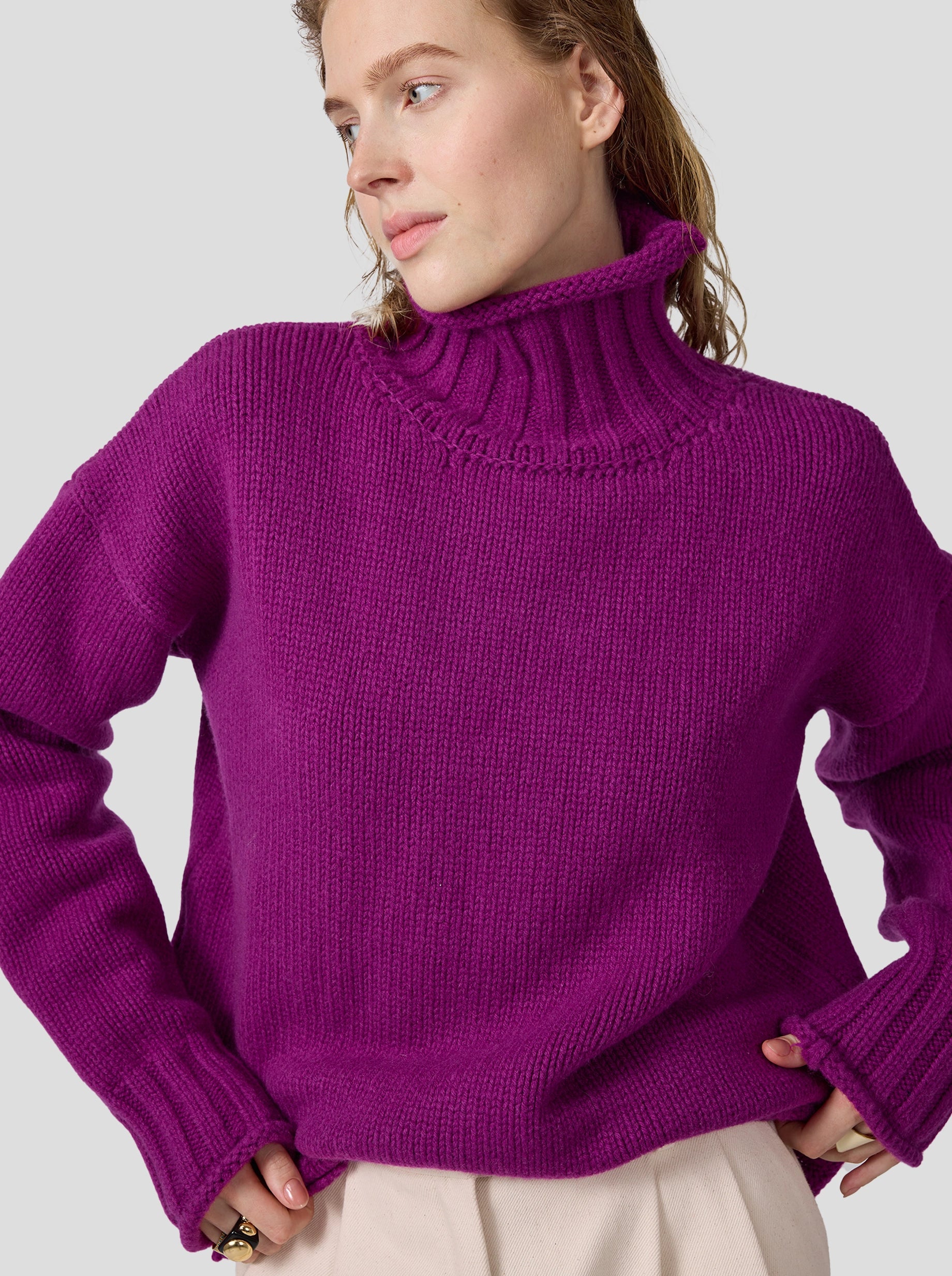 Opal sweater in Cardinal knit