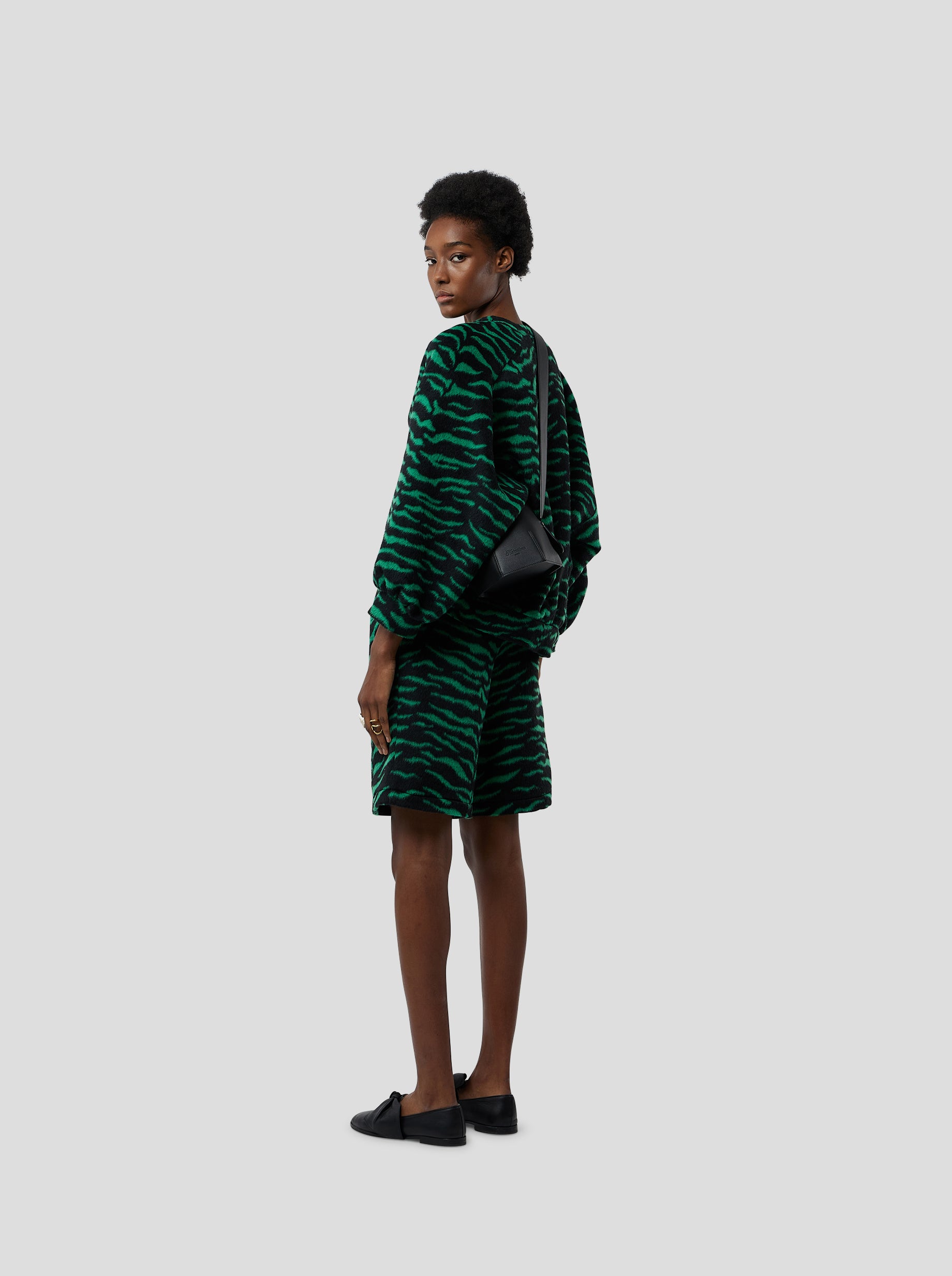 Moor Bermuda in Forest Green Zebra Wool