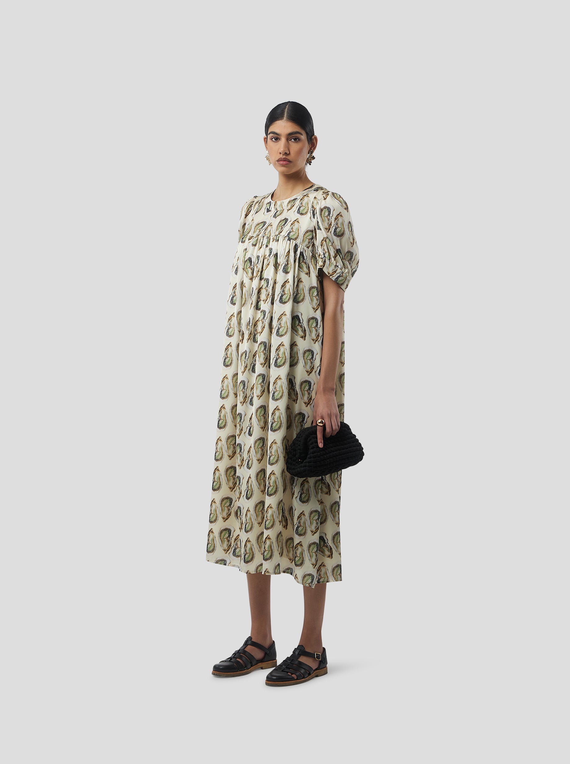 Gaya dress in Lustruous Oyster print