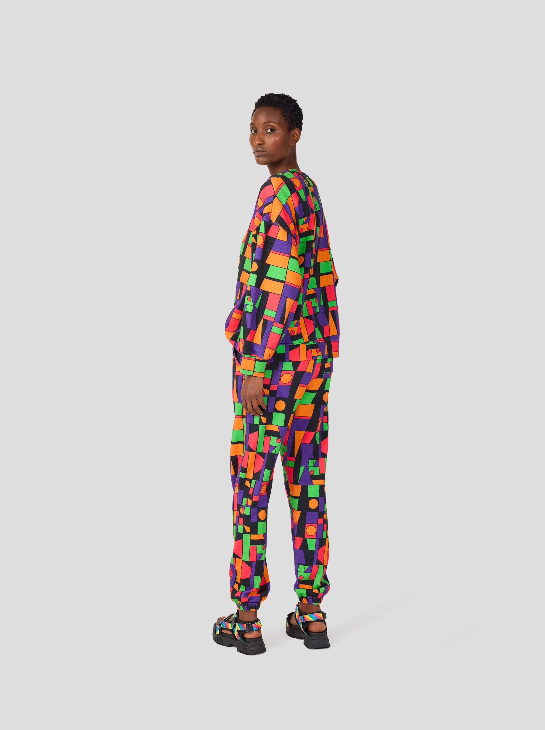 Kiara pants in Frequencies printed fleece