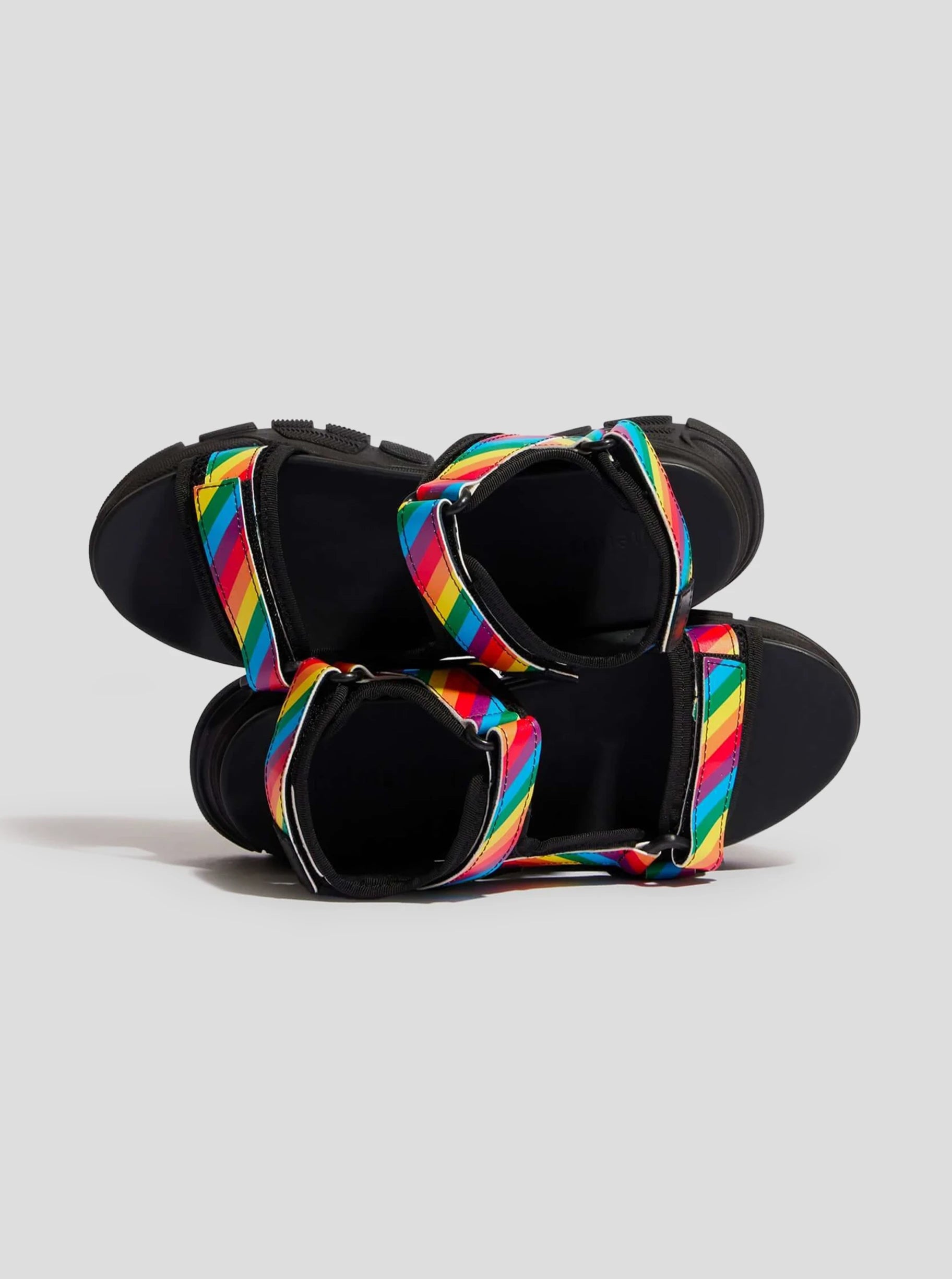 Travis Sandals in Rainbow
