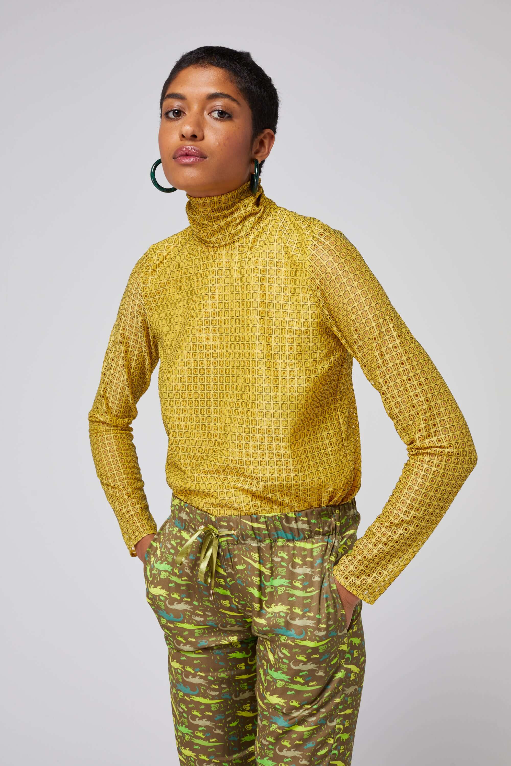 Come top in Honeycombs lace