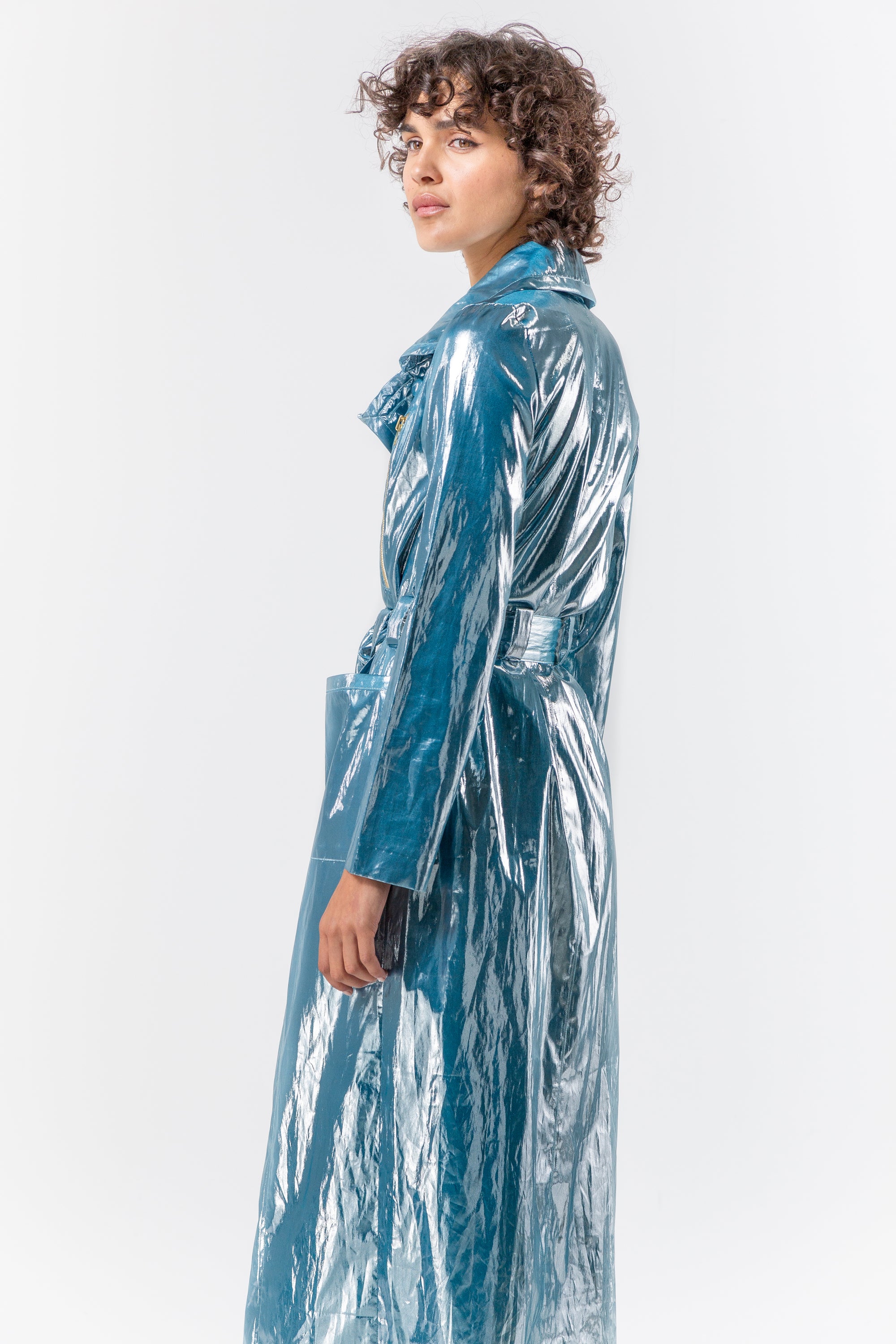 Hallow trench coat in spatial blue