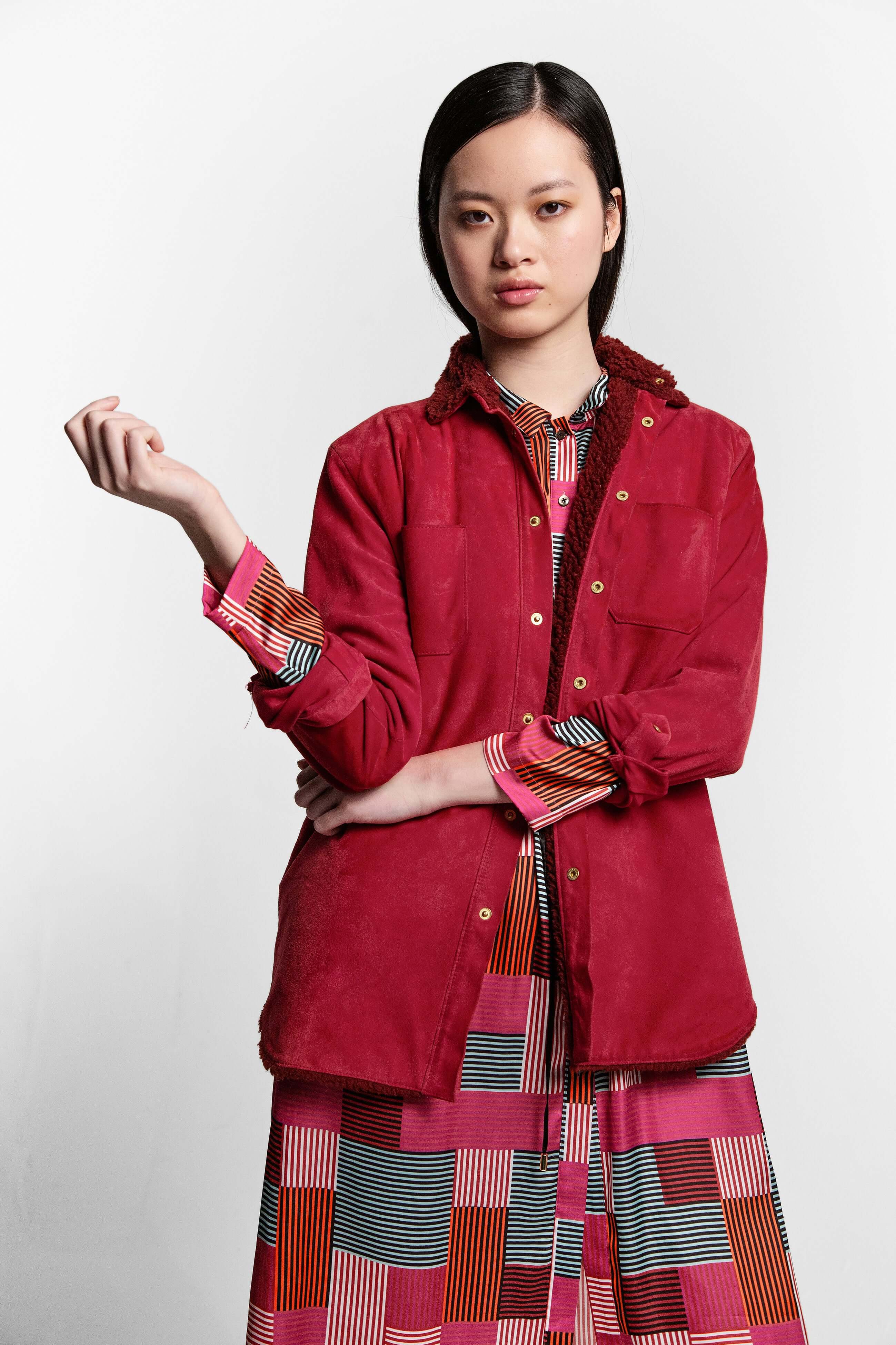 Dori shirt in fuchsia leather