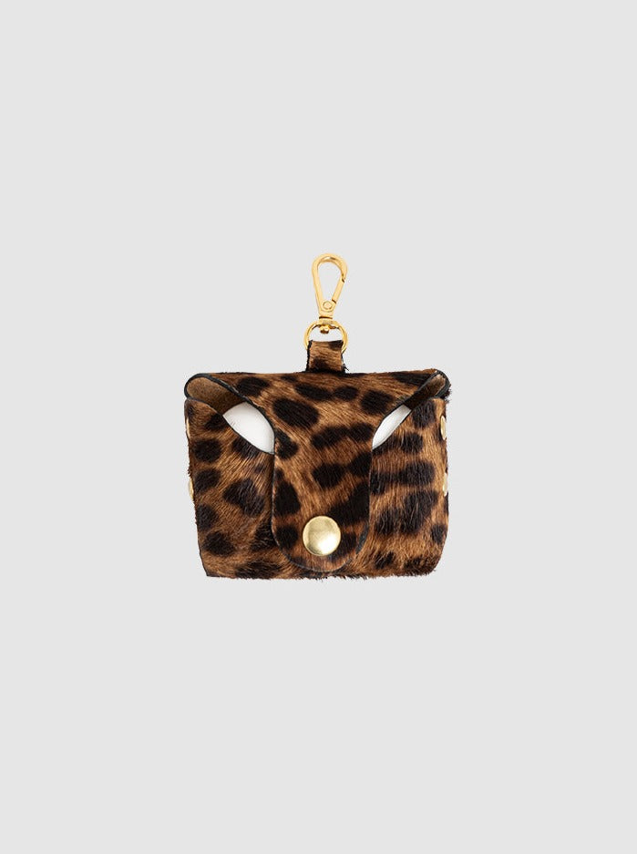 Pro Airpods case in Leopard printed leather