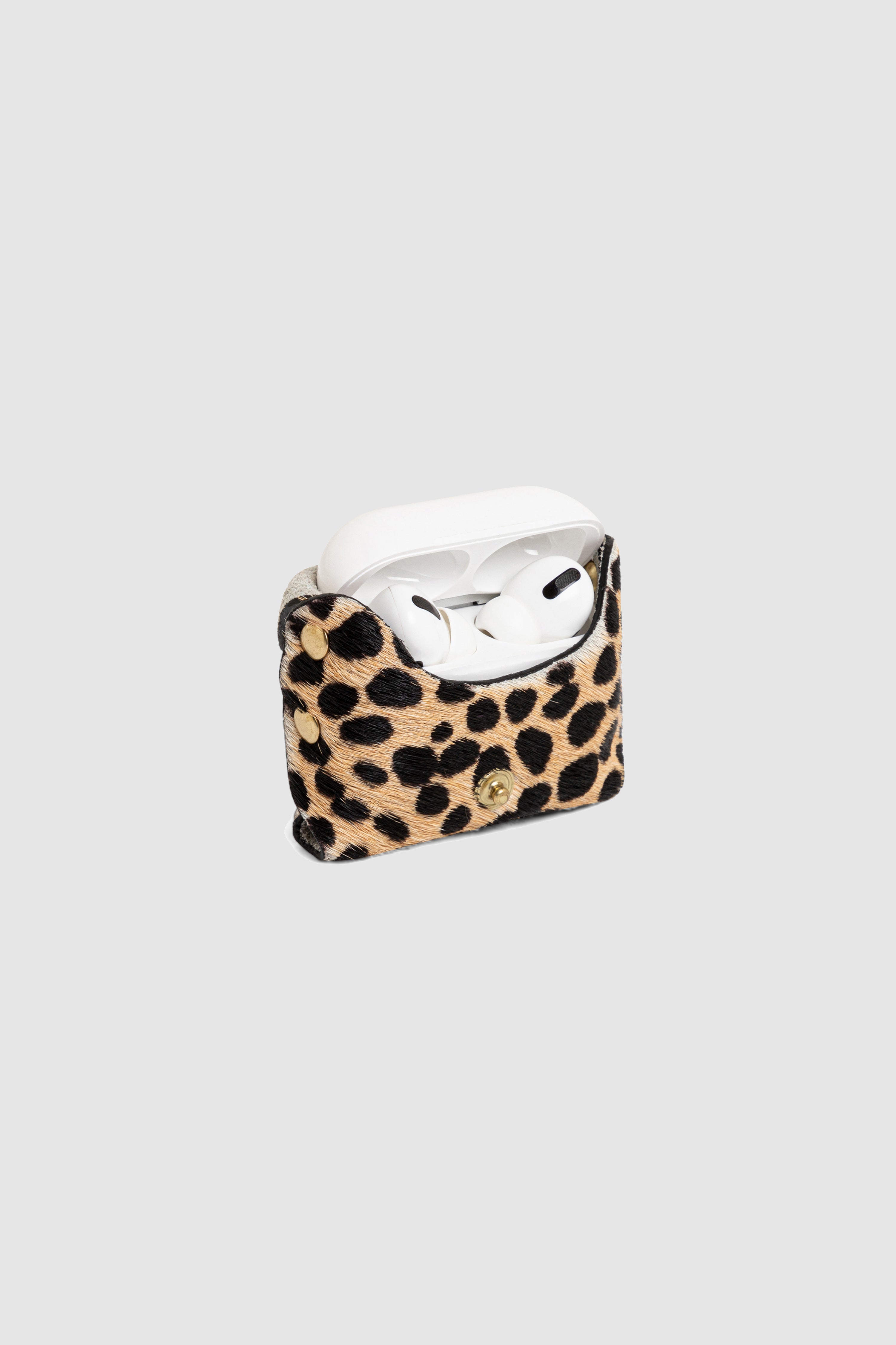 The Minis - Pro Airpods case in Cheetah printed leather